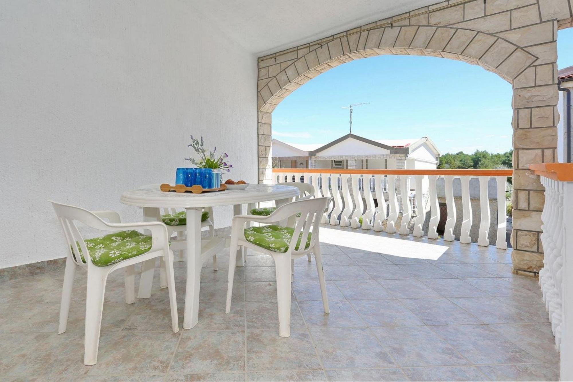 Apartments Marino Vir Exterior photo